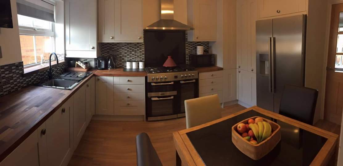 We offer a wide range of carpentry and joinery services and are passionate about providing a personal and trustworthy service to a high professional finish. This is all done at a fair and reasonable price to suit any budget.­